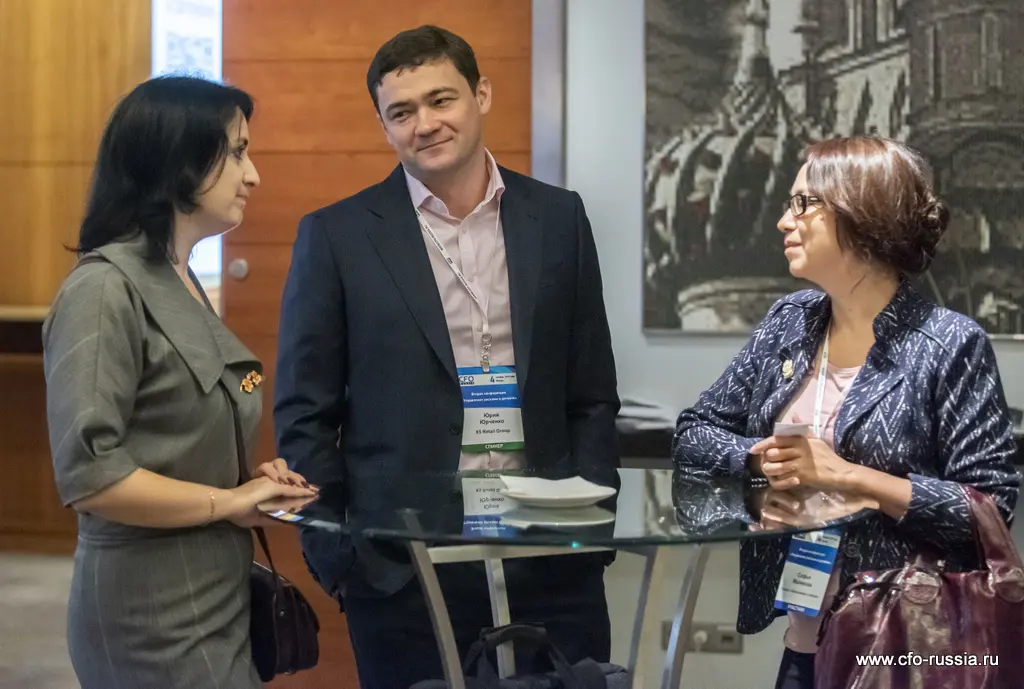 Мария Егорова, главный редактор, журнал «Путеводитель российского бизнеса», и Юрий Юрченко, директор по рискам и внутреннему контролю, X5 Retail Group egorova yurchenko.JPG